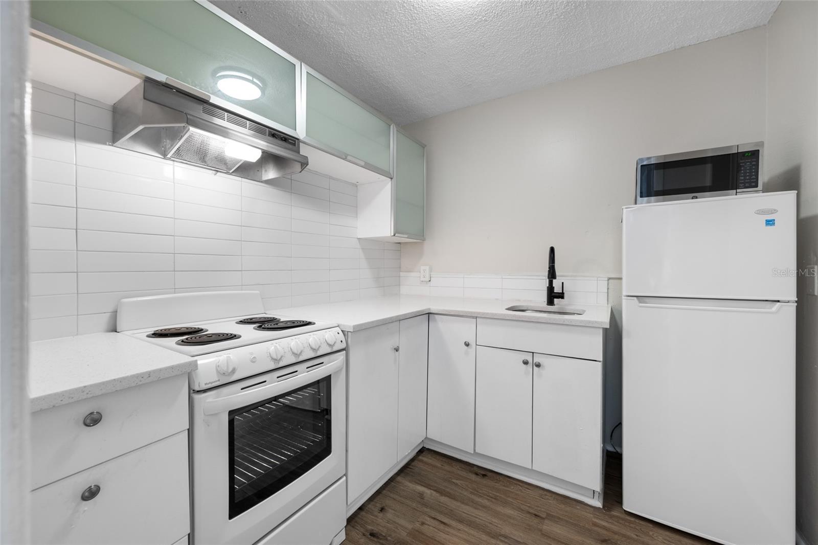 Image 10 of 35 For 425 2nd Street N