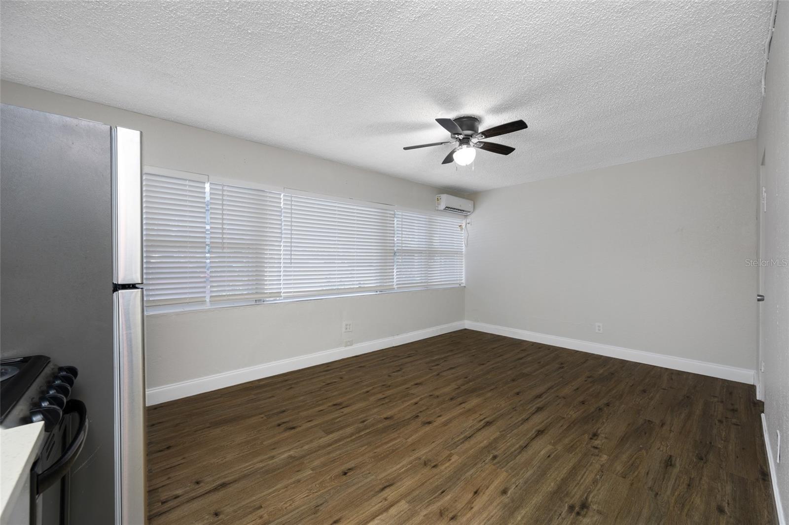 Image 15 of 35 For 425 2nd Street N