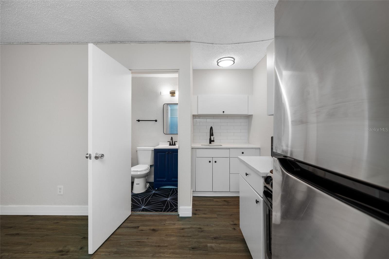 Image 17 of 35 For 425 2nd Street N