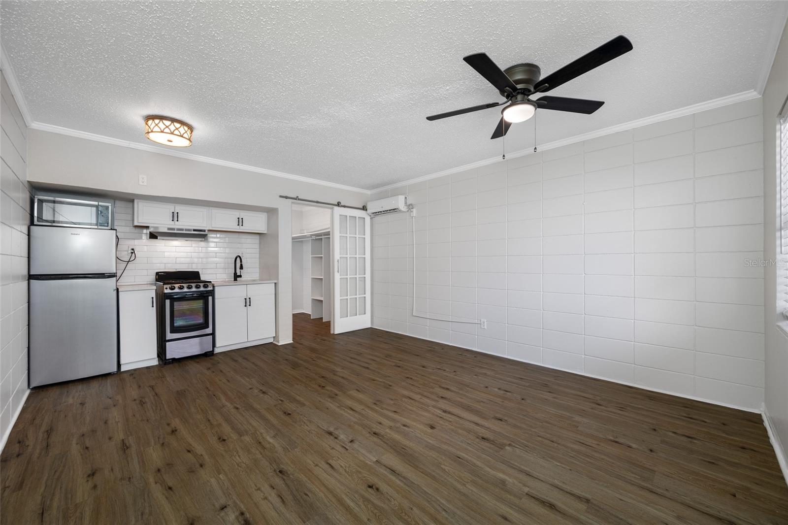 Image 19 of 35 For 425 2nd Street N