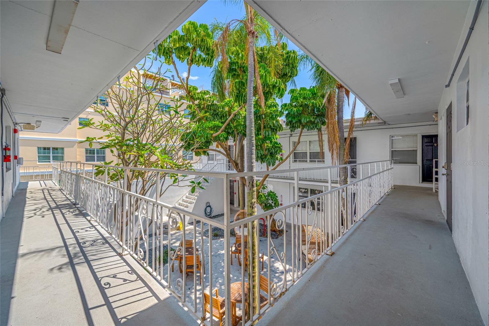 Image 6 of 35 For 425 2nd Street N