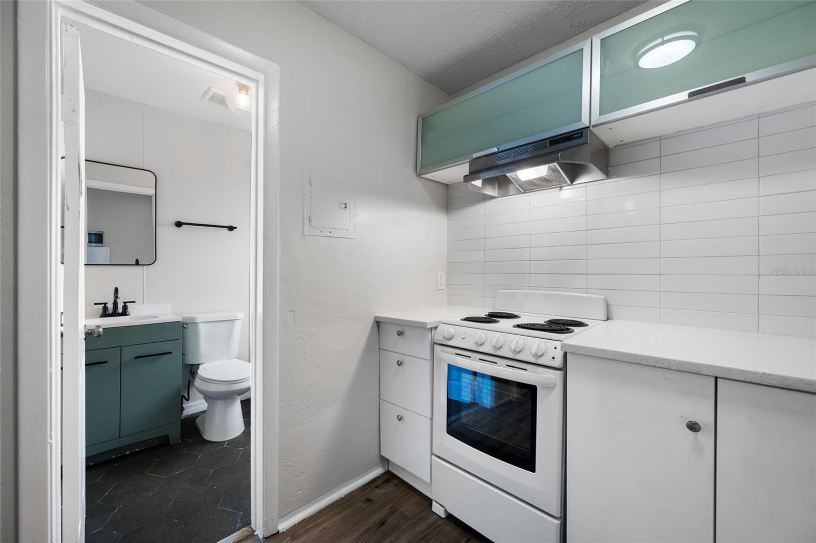 Image 9 of 35 For 425 2nd Street N