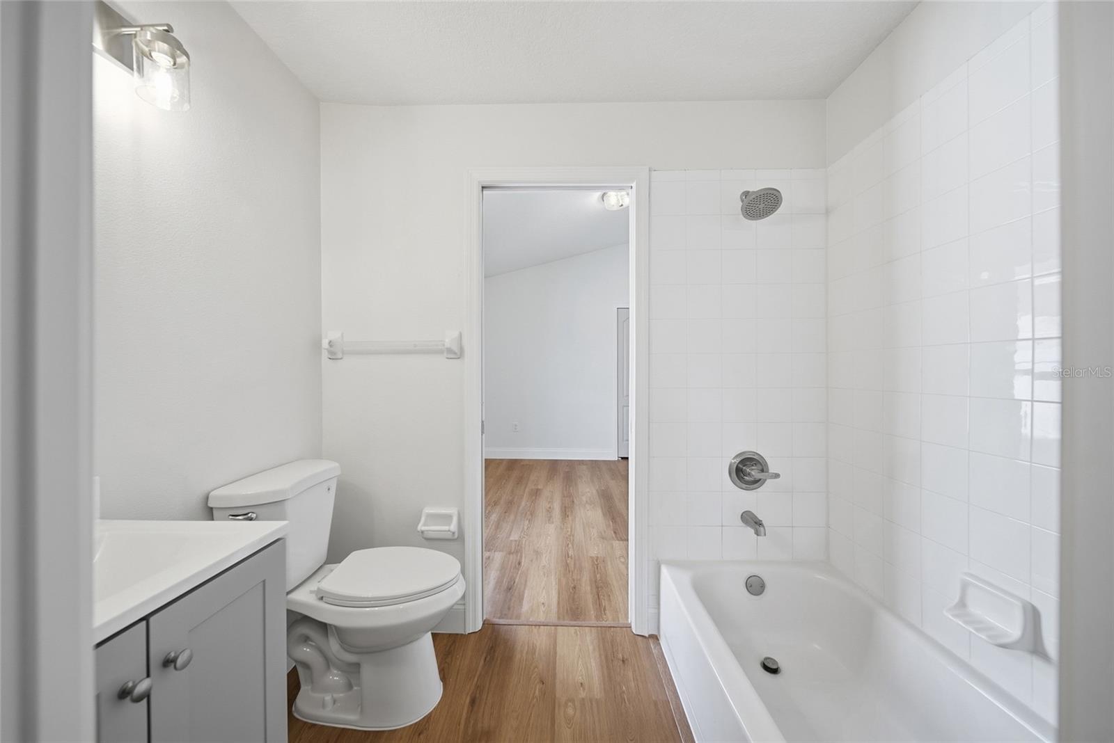 Listing photo id 22 for 29430 Sea Dahlia Pass