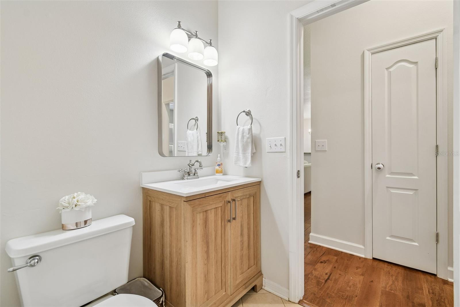 Image 26 of 45 For 627 Tuscanny Street