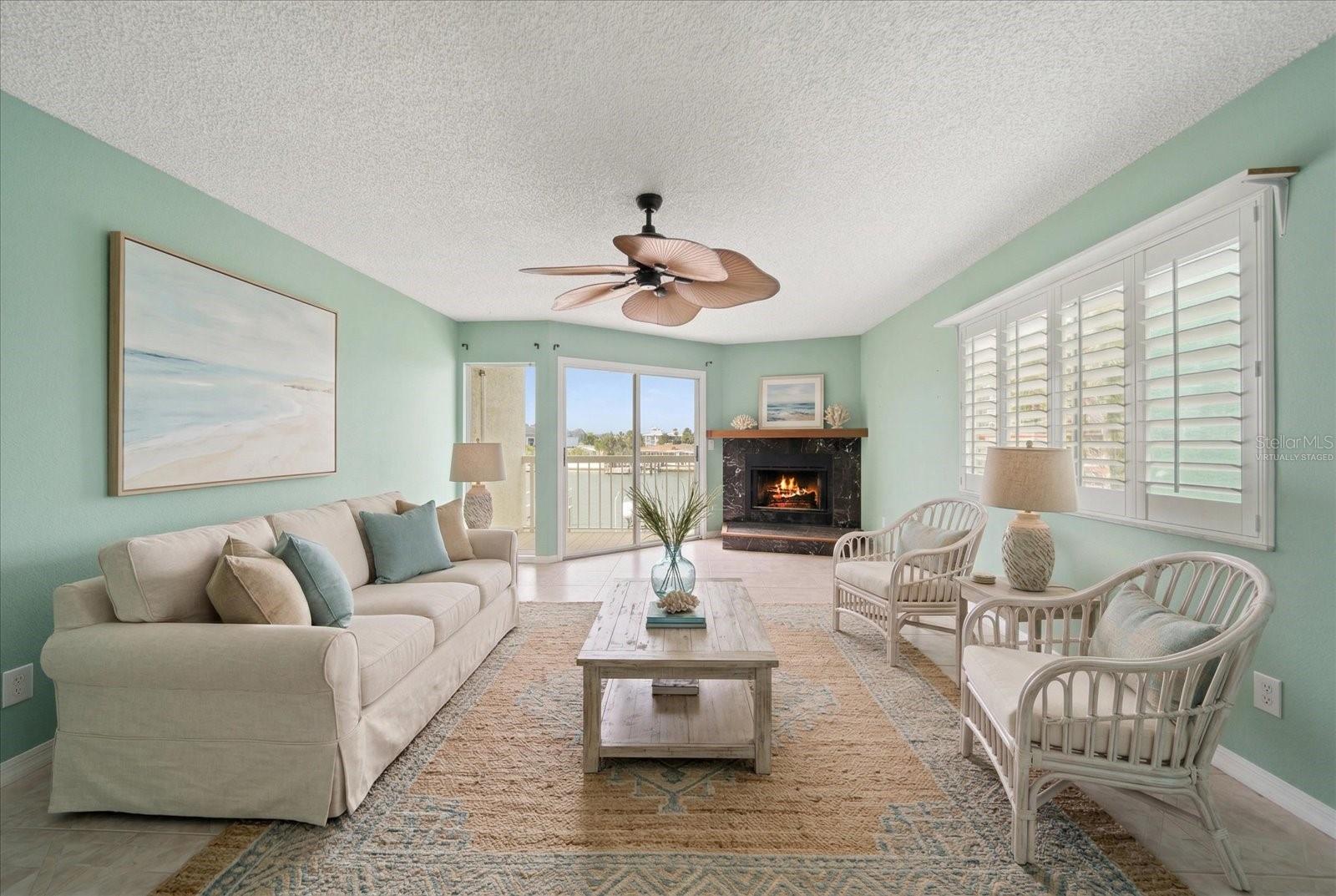 Listing photo id 5 for 124 Marcdale Boulevard