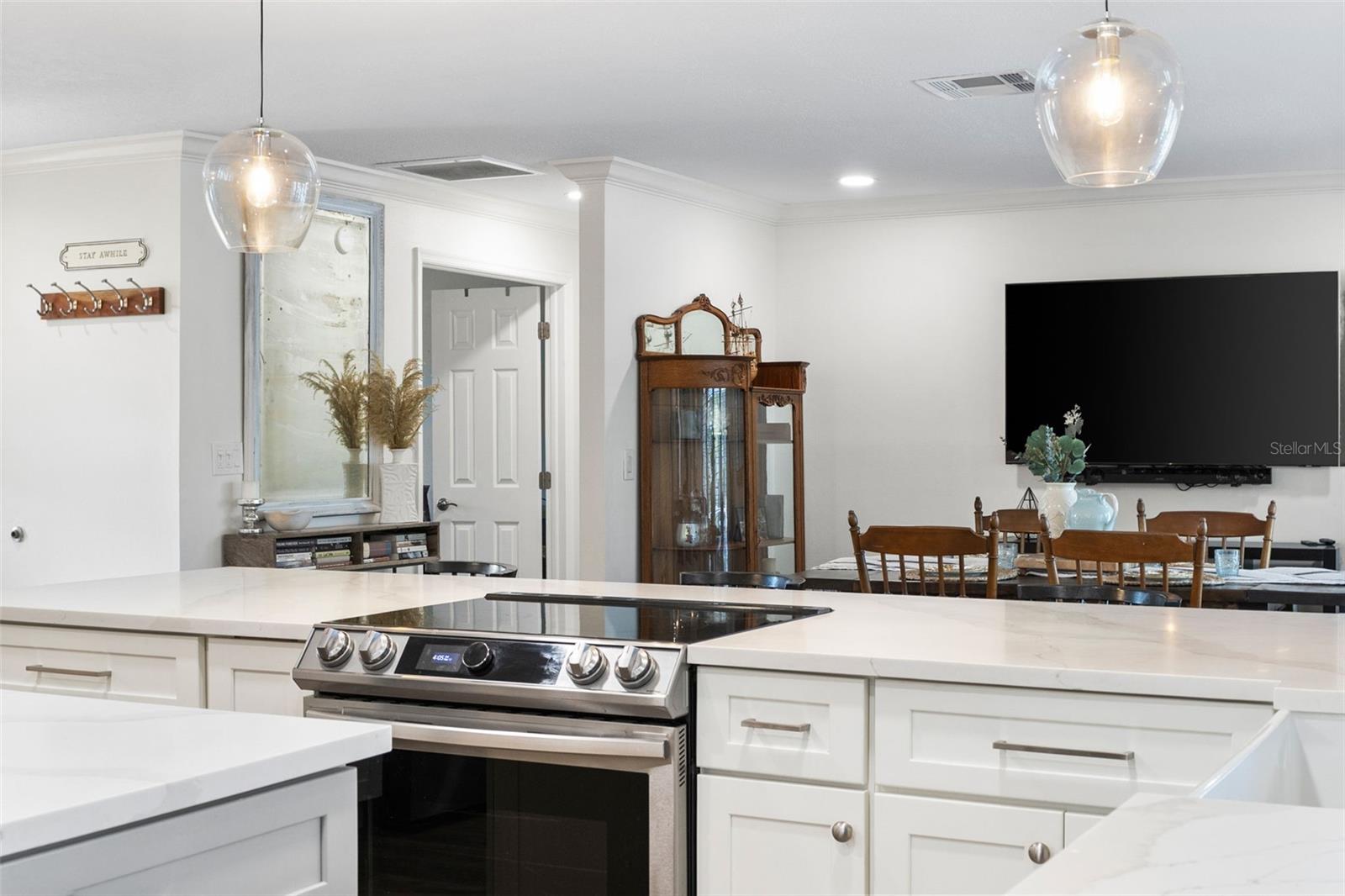 Image 10 of 59 For 3102 Wesson Way