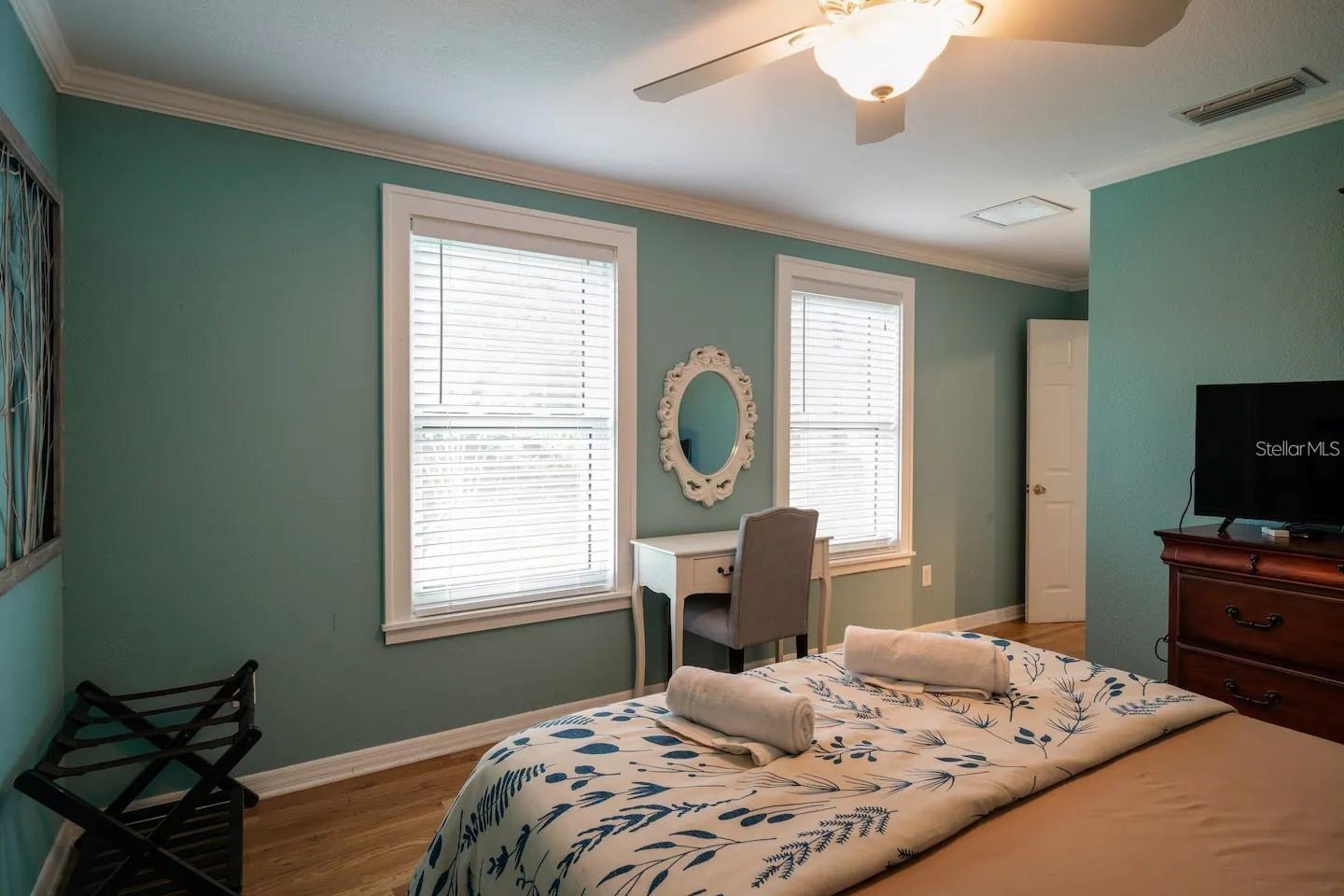 Image 14 of 25 For 1501 29th Avenue N