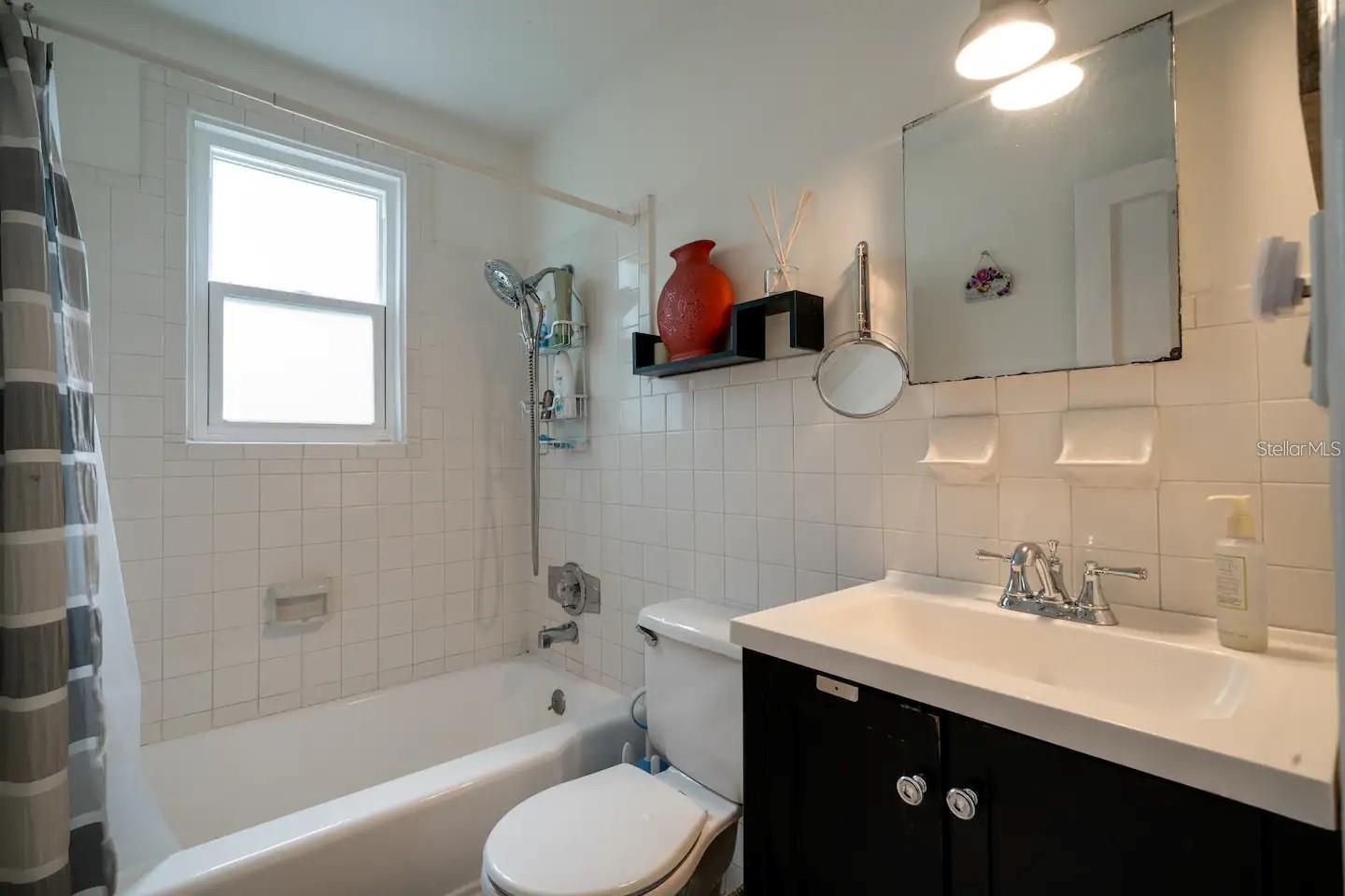 Image 18 of 25 For 1501 29th Avenue N