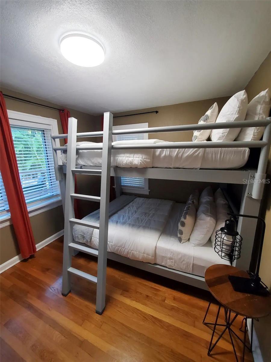 Image 19 of 25 For 1501 29th Avenue N