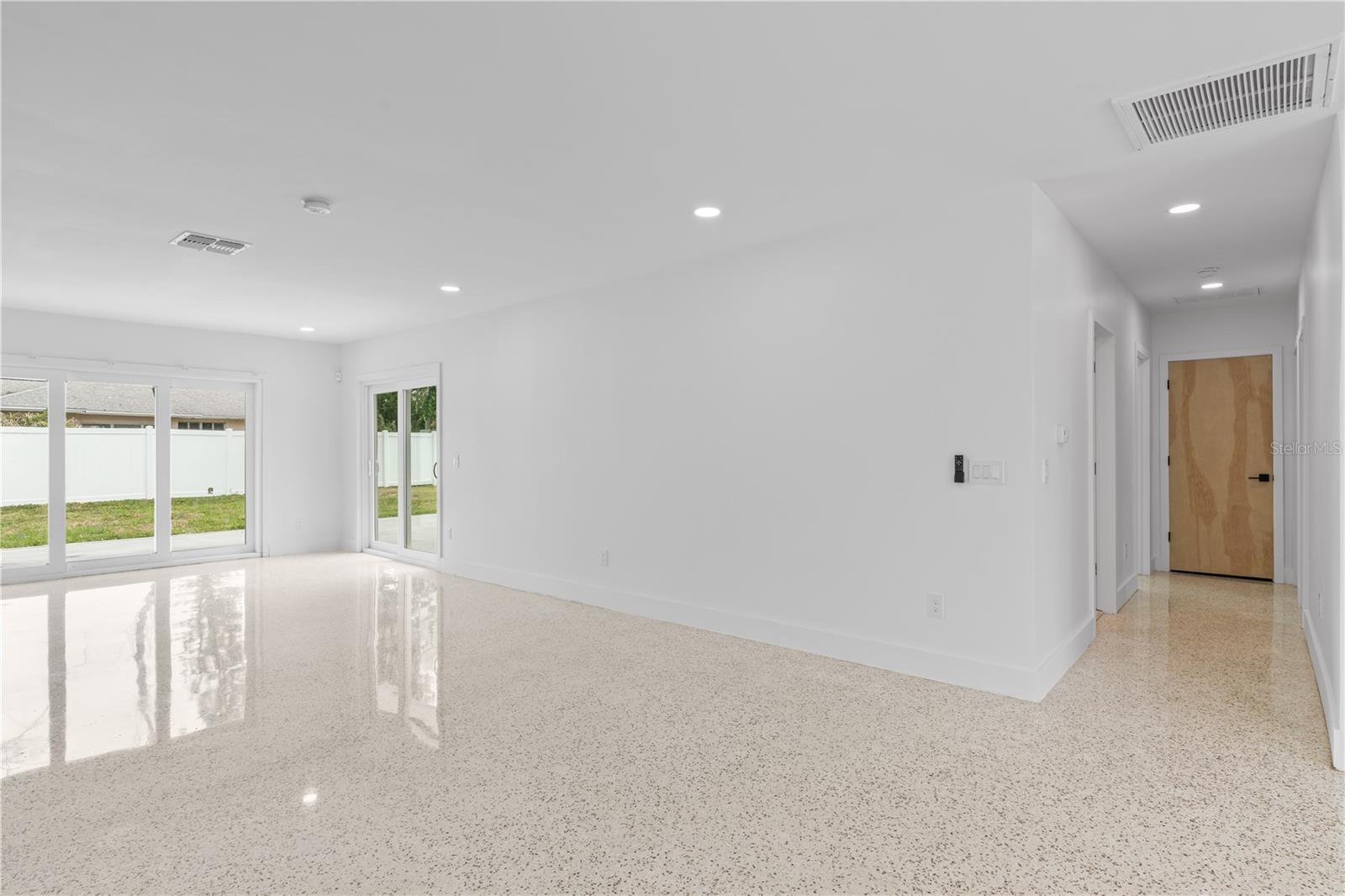 Image 16 of 57 For 123 8th Street