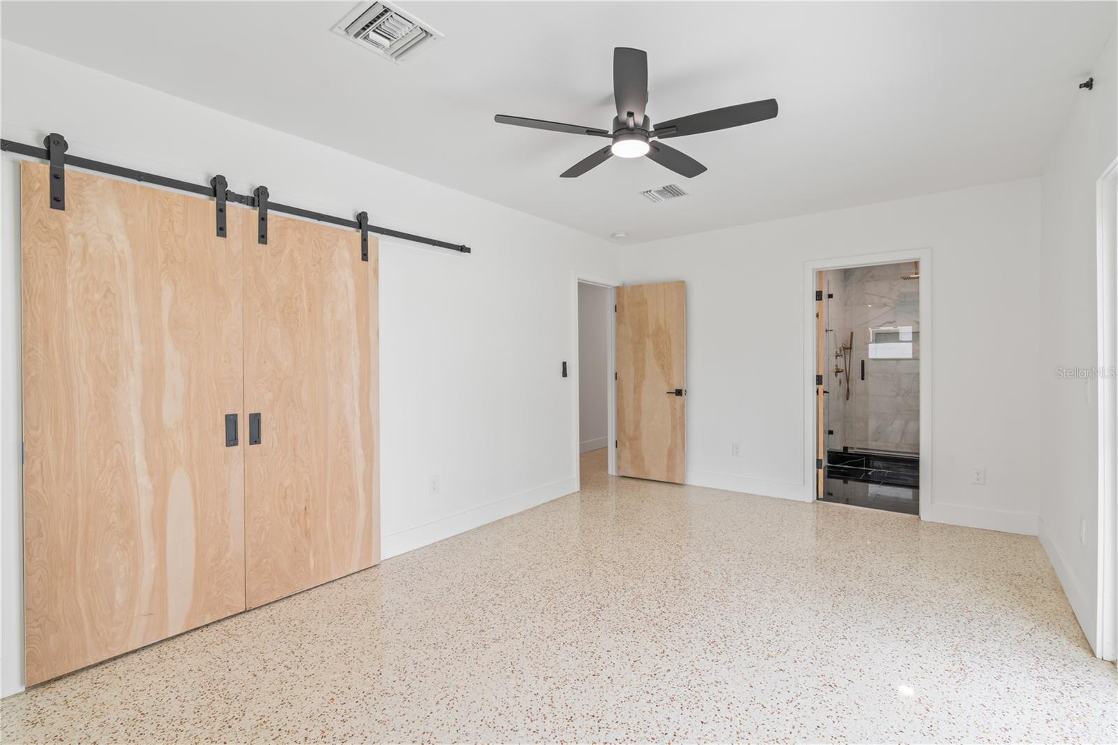 Image 21 of 57 For 123 8th Street