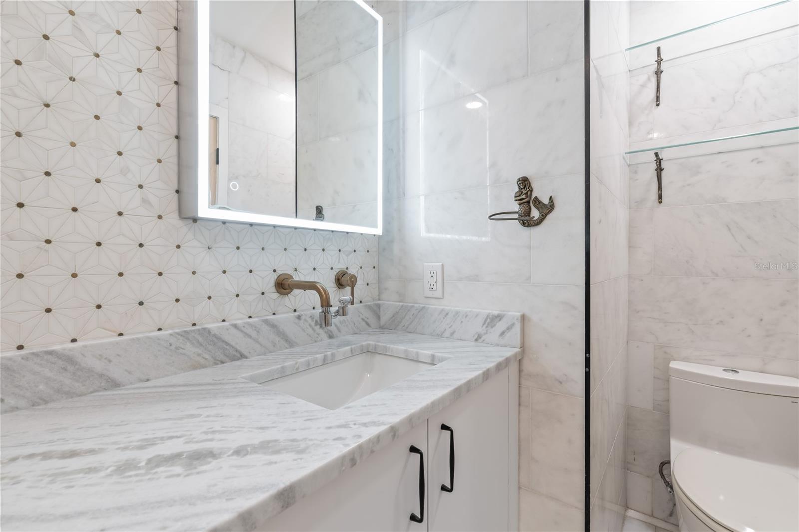 Image 30 of 57 For 123 8th Street