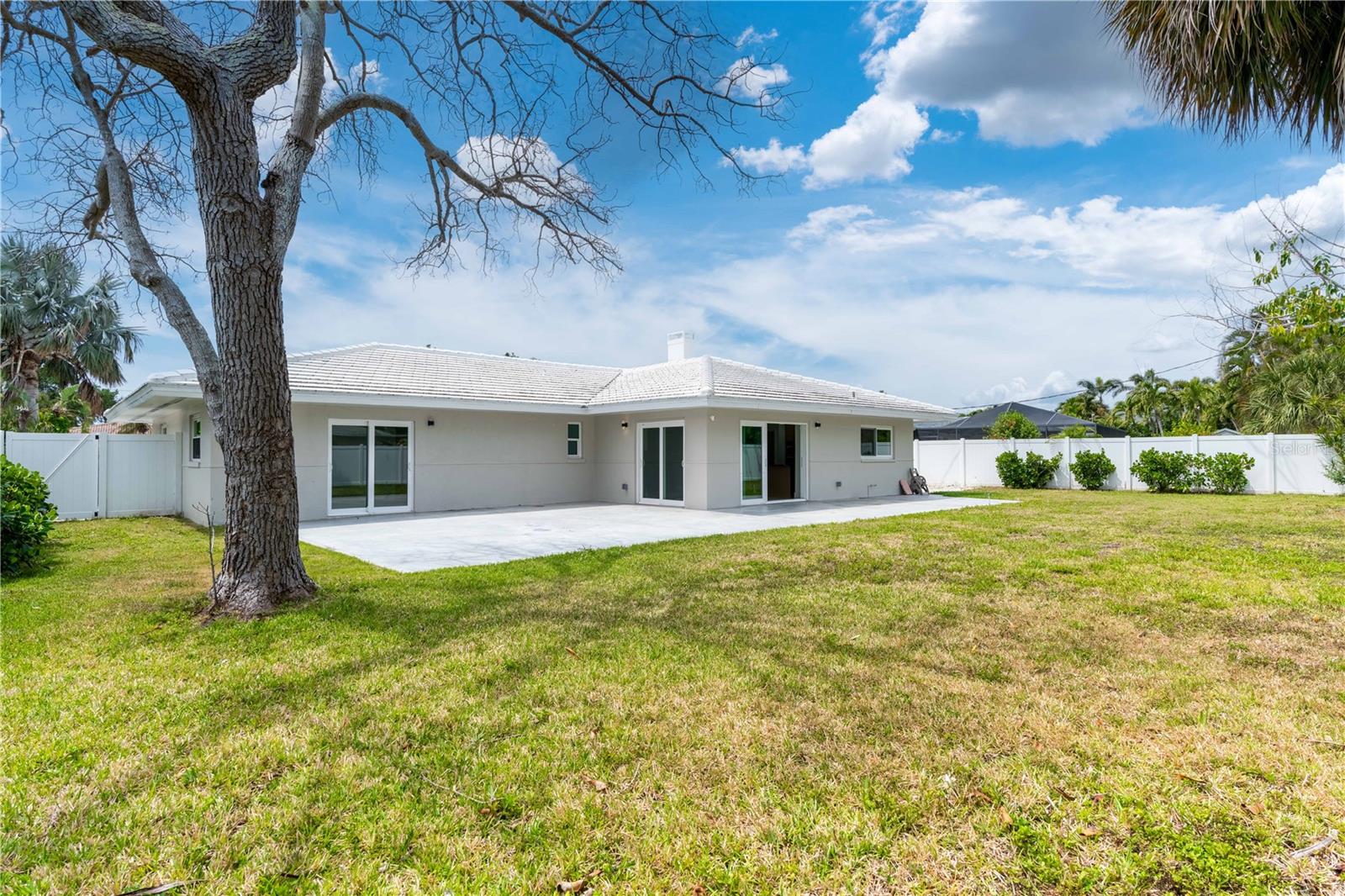 Image 38 of 57 For 123 8th Street