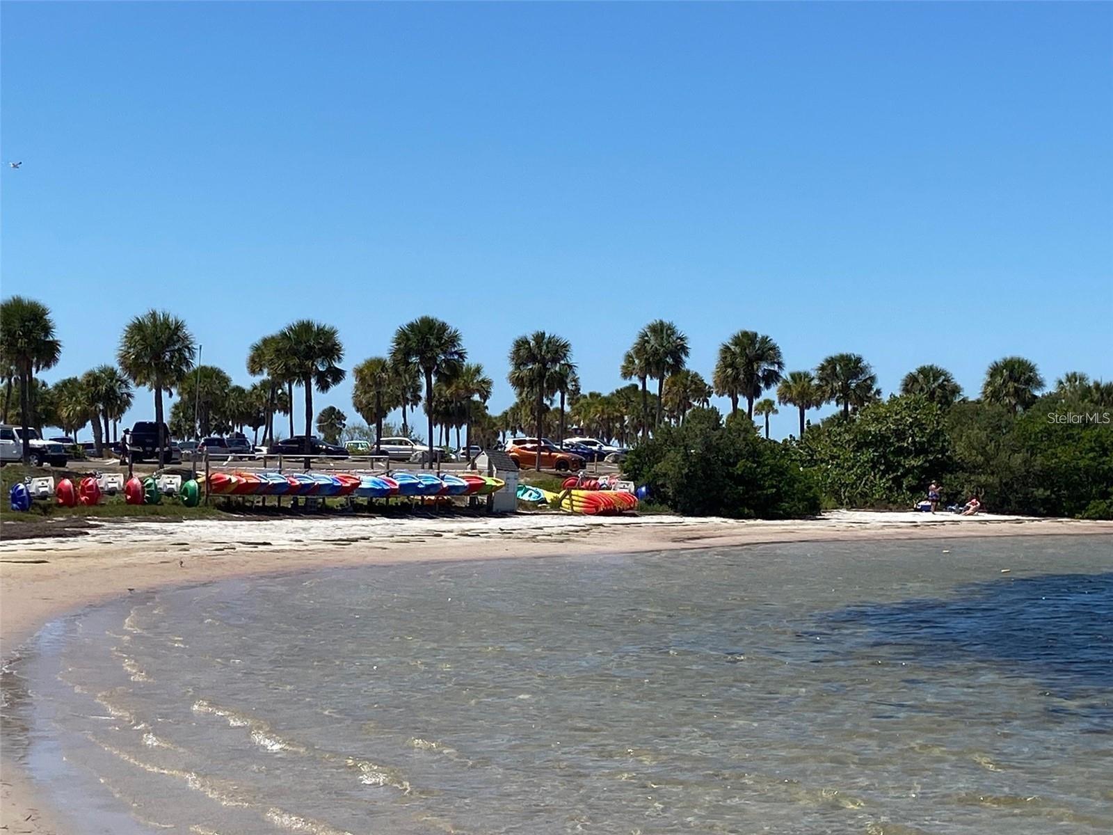 Image 31 of 38 For 656 Windrush Bay Drive 656