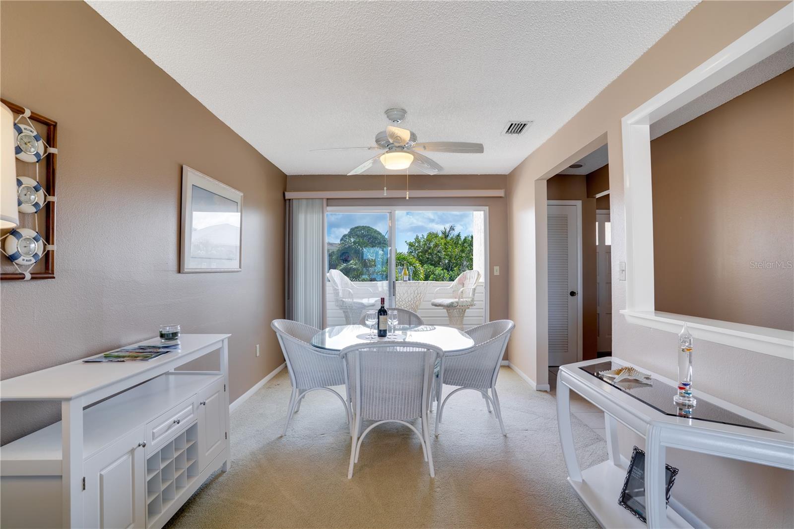 Image 8 of 38 For 656 Windrush Bay Drive 656