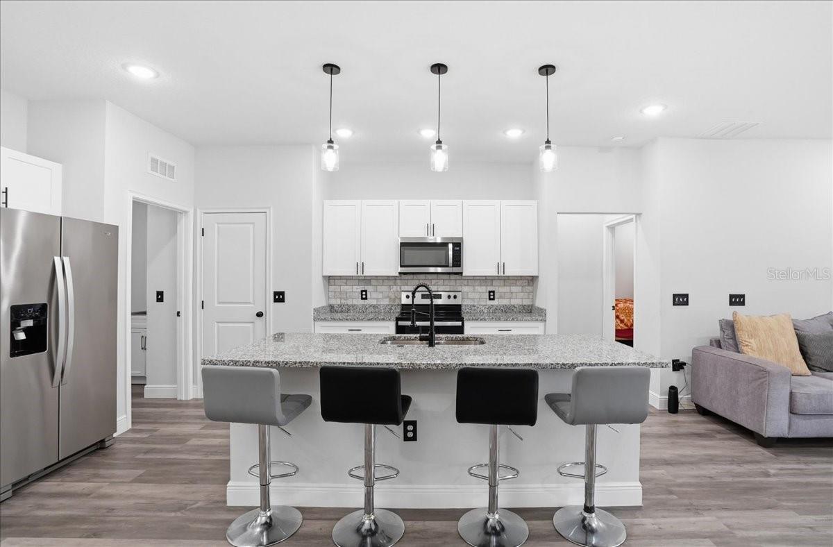 Image 12 of 44 For 2125 Hibiscus Place