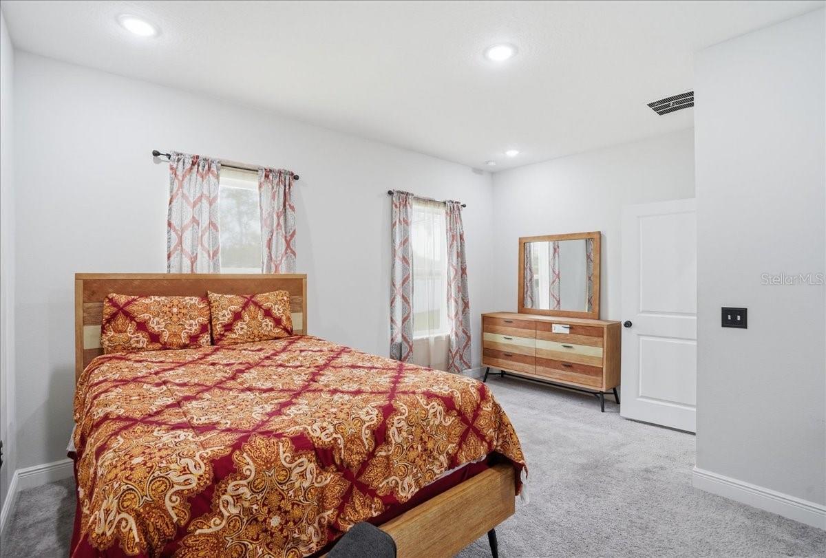 Image 21 of 44 For 2125 Hibiscus Place