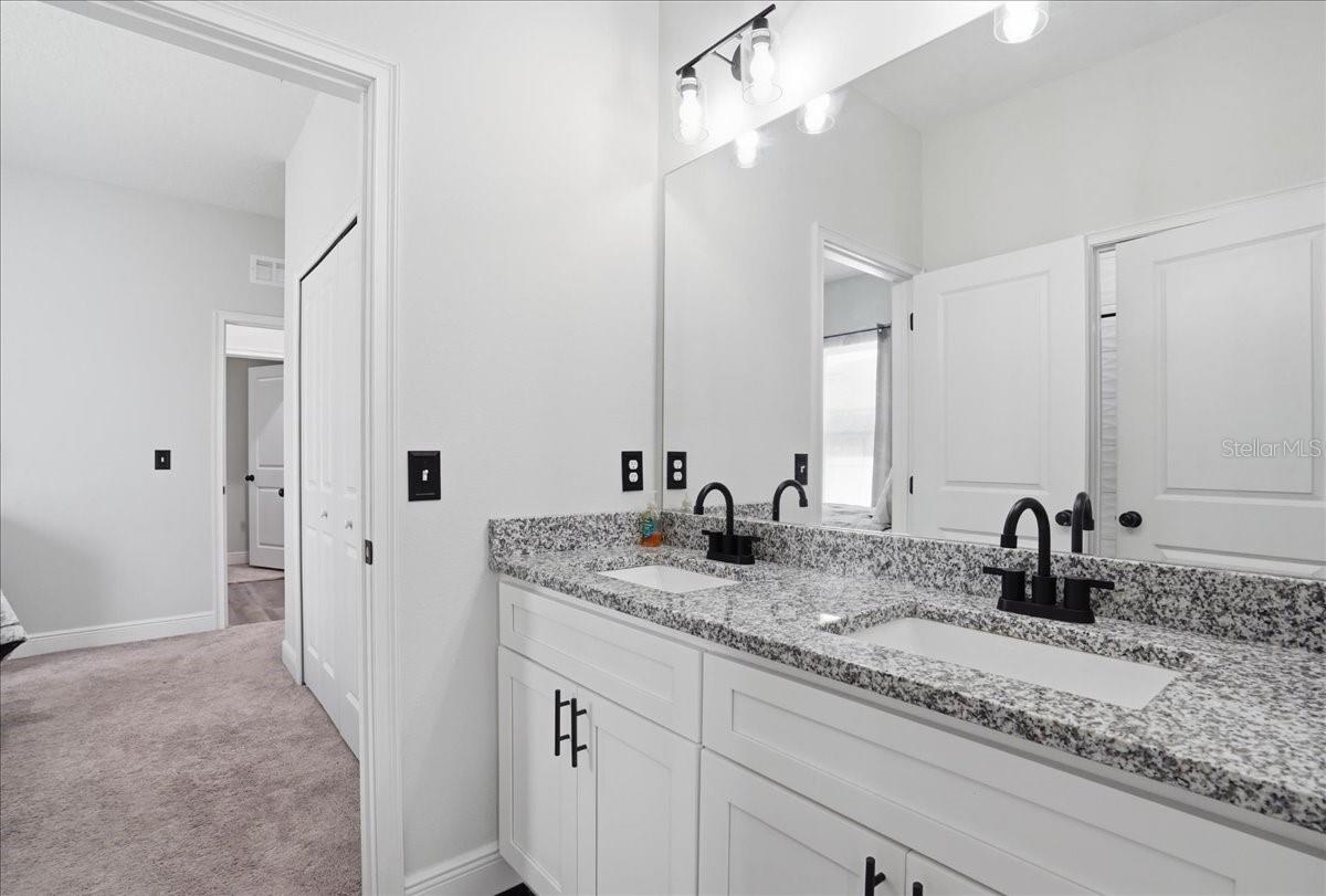 Image 27 of 44 For 2125 Hibiscus Place