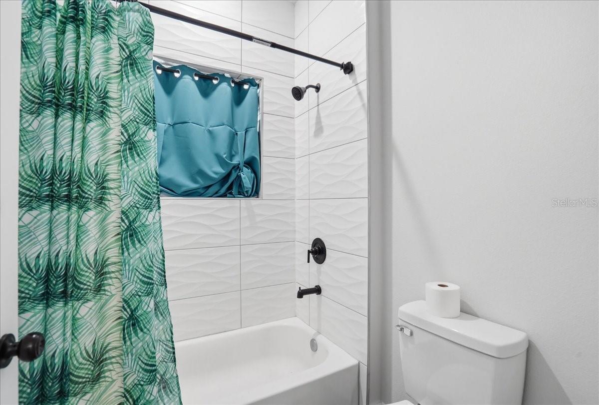 Image 28 of 44 For 2125 Hibiscus Place