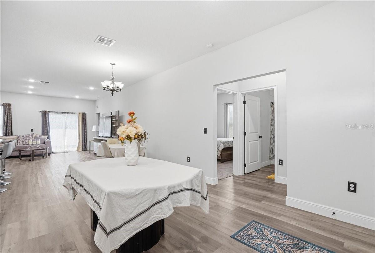 Image 9 of 44 For 2125 Hibiscus Place