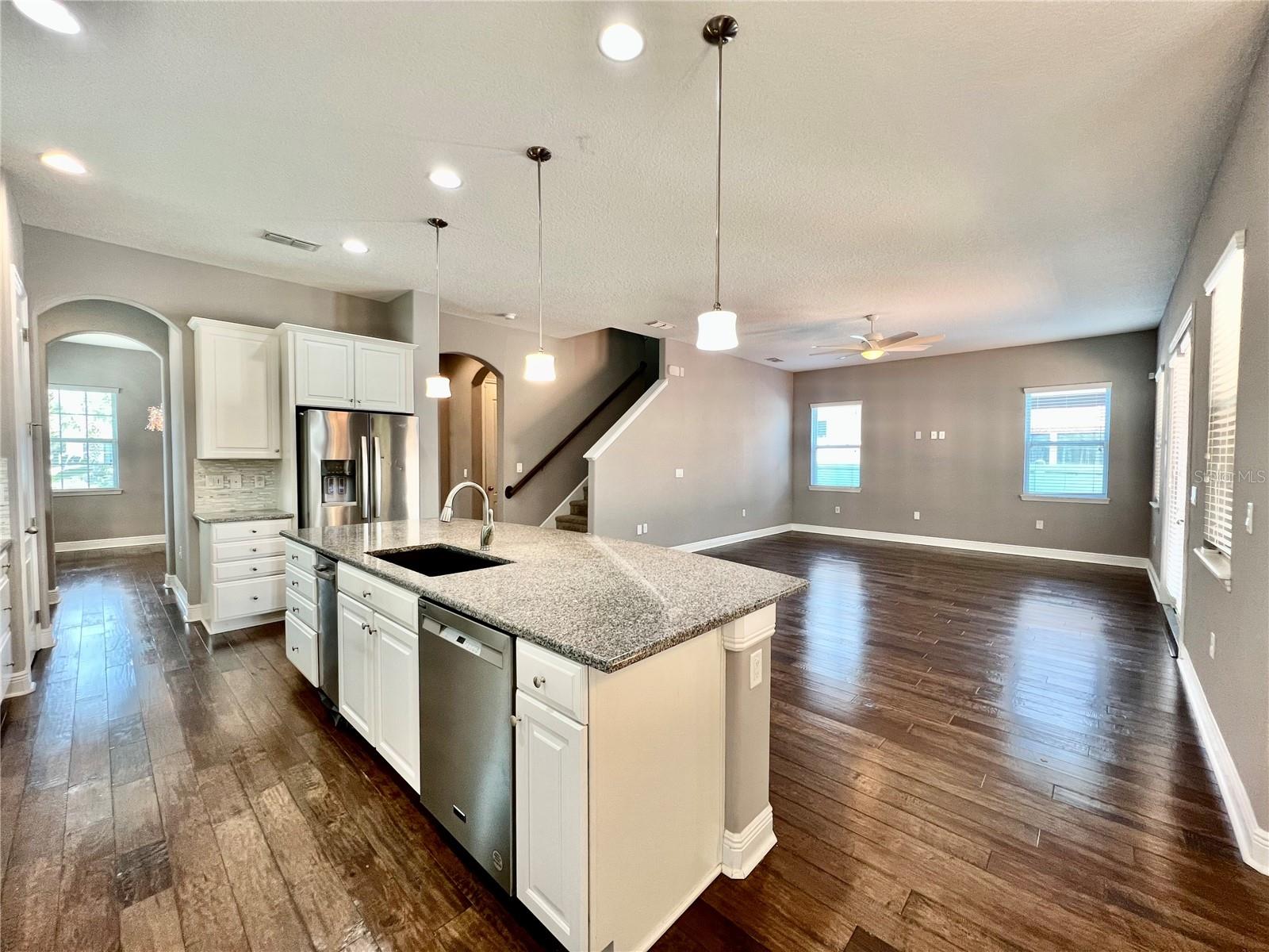 Image 11 of 40 For 7516 Trask Street