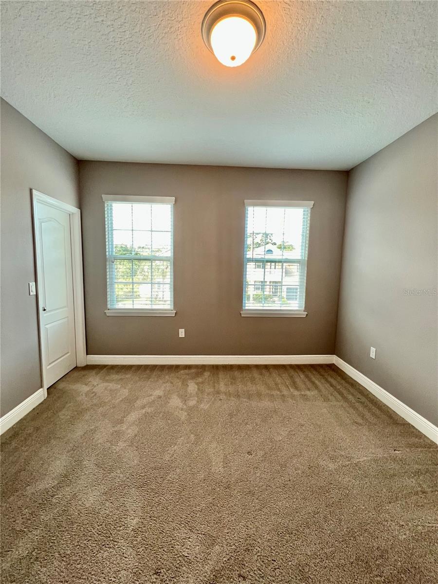 Image 33 of 40 For 7516 Trask Street