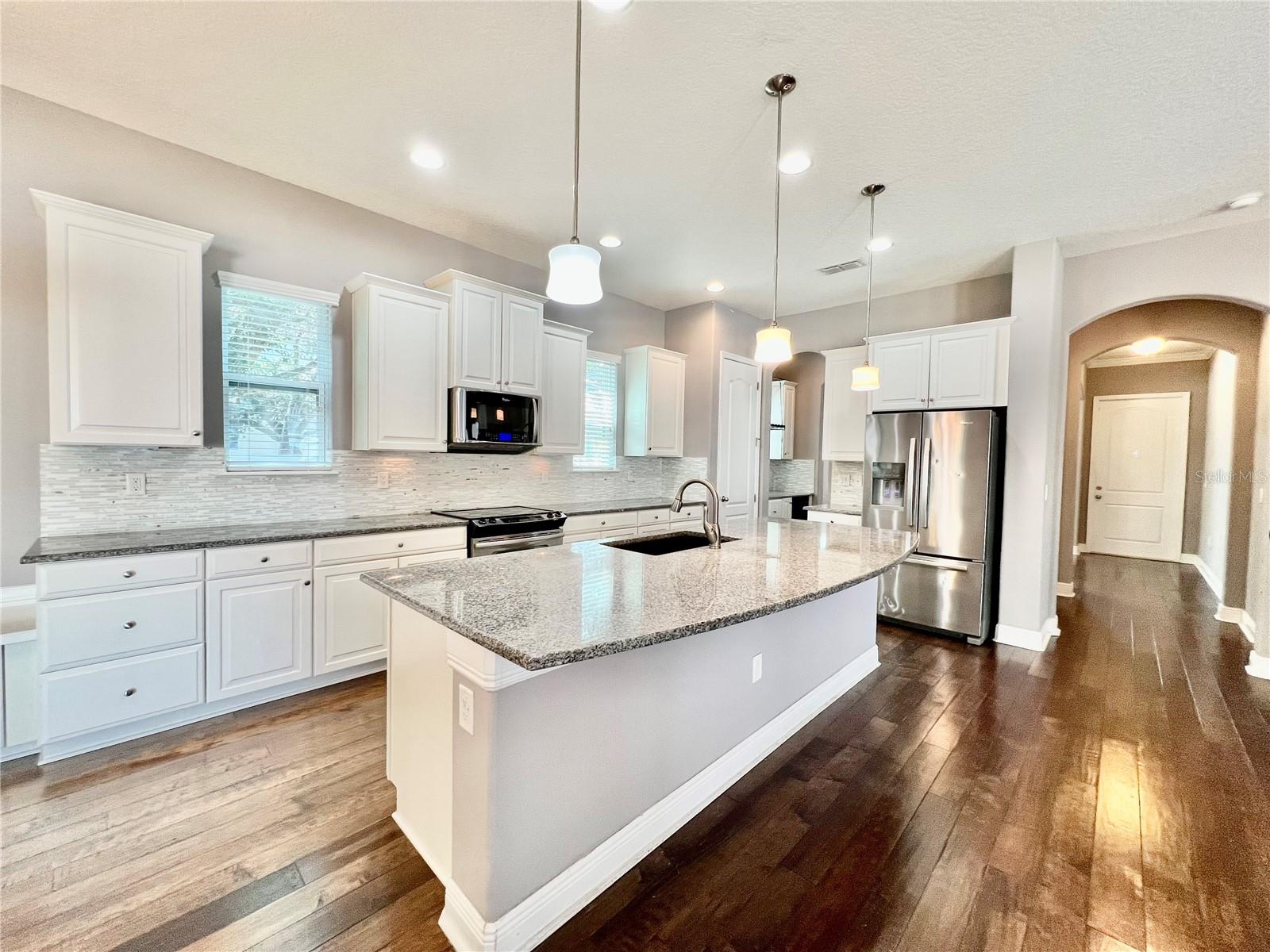 Image 8 of 40 For 7516 Trask Street