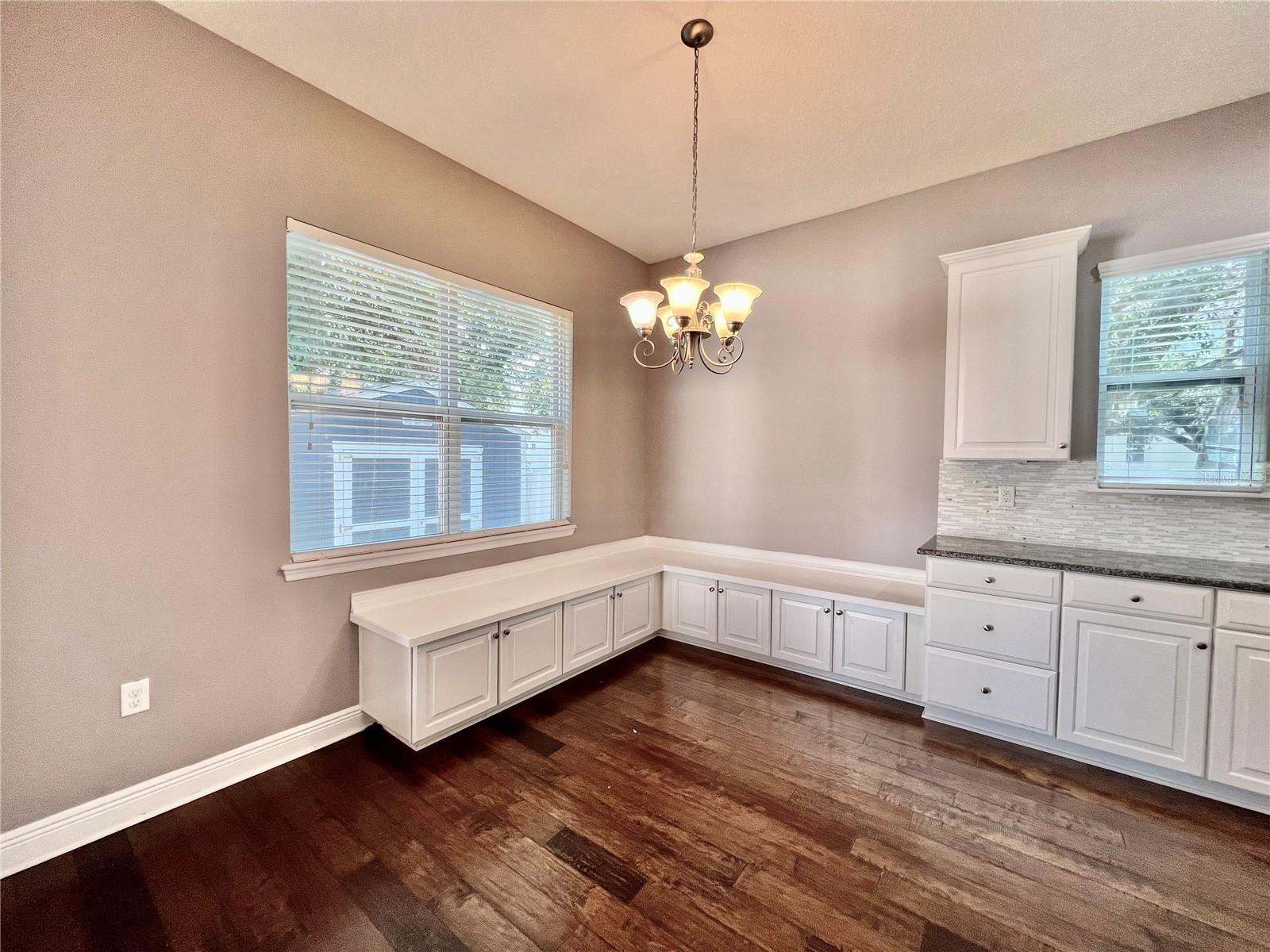 Image 9 of 40 For 7516 Trask Street