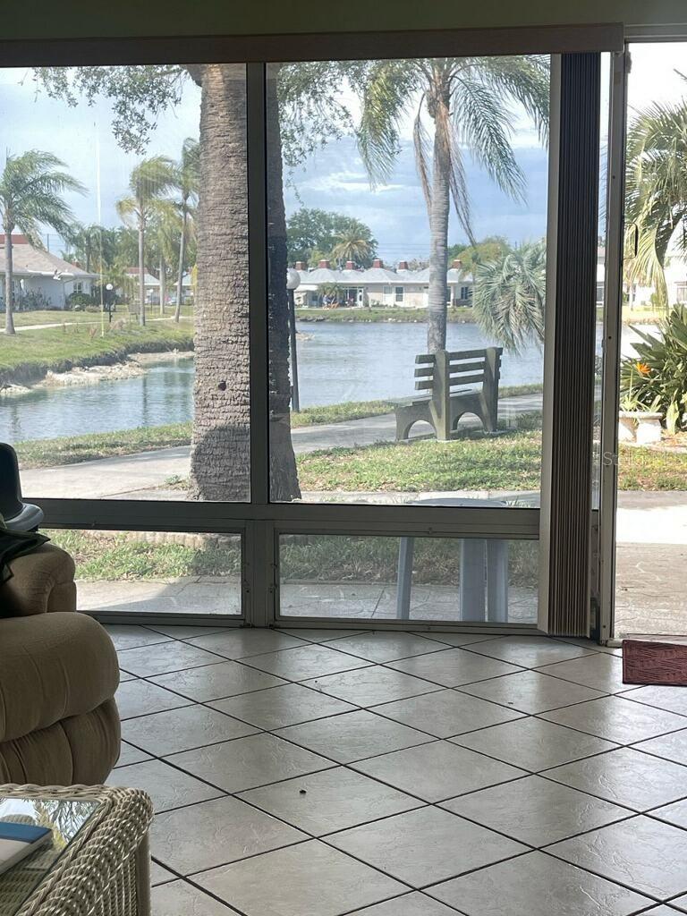 Details for 4326 Tahitian Gardens Circle 14e, HOLIDAY, FL 34691