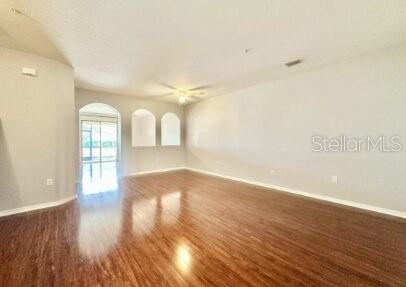 Image 14 of 53 For 4129 Via Piedra Circle 9-103