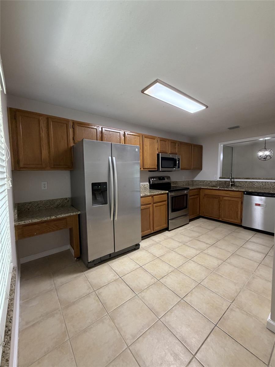 Image 10 of 31 For 3156 Valley Oaks Drive 614