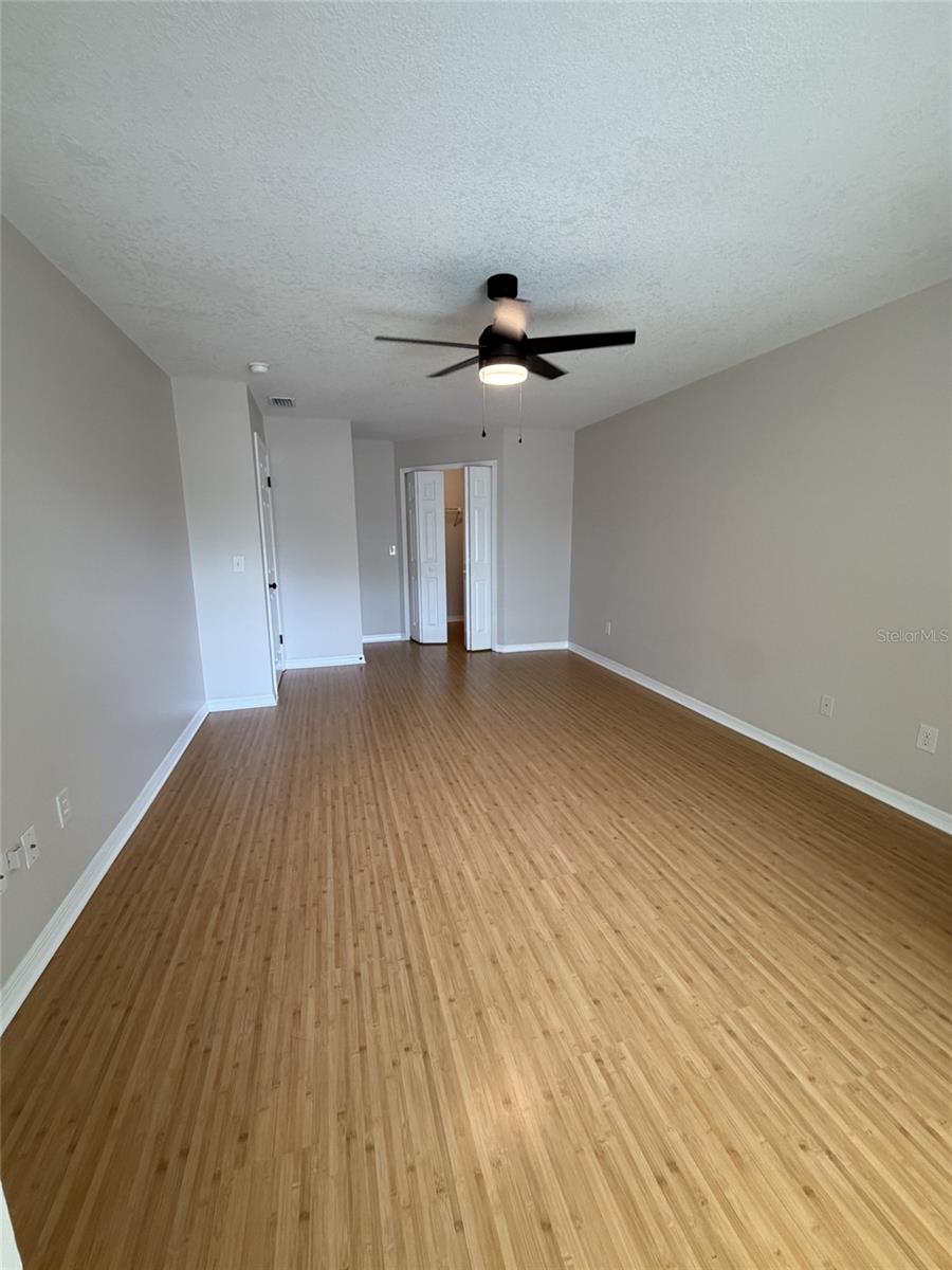 Image 16 of 31 For 3156 Valley Oaks Drive 614