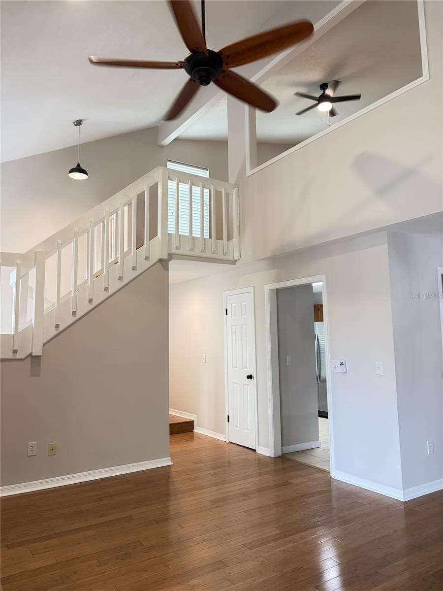 Image 2 of 31 For 3156 Valley Oaks Drive 614