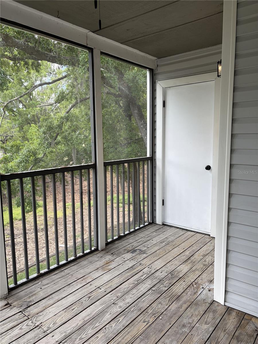 Image 30 of 31 For 3156 Valley Oaks Drive 614