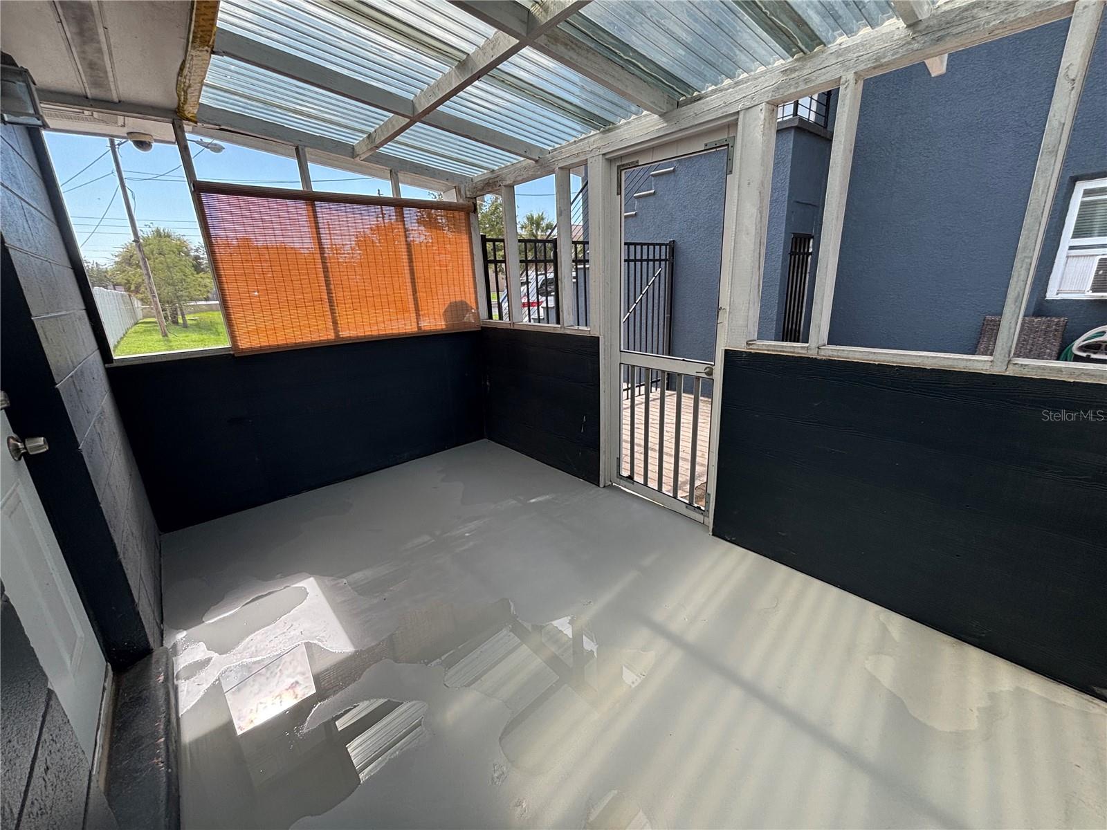 Image 18 of 21 For 422 15th Avenue S