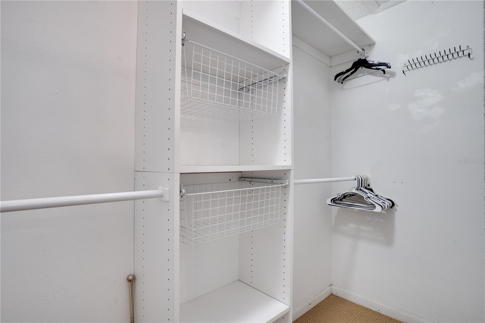 Image 13 of 50 For 654 Windrush Bay Drive 654