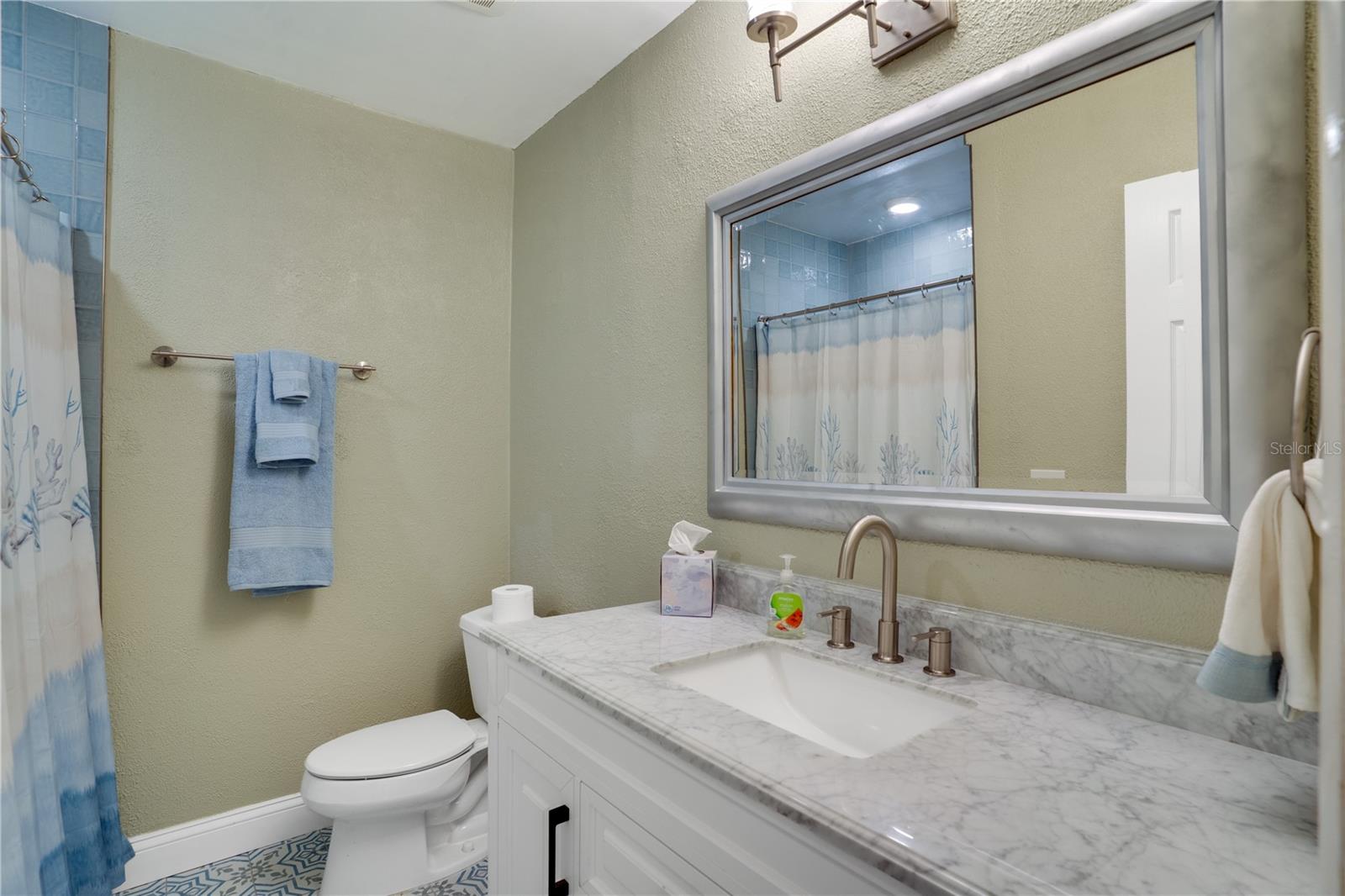 Image 15 of 50 For 654 Windrush Bay Drive 654