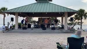 Image 26 of 50 For 654 Windrush Bay Drive 654