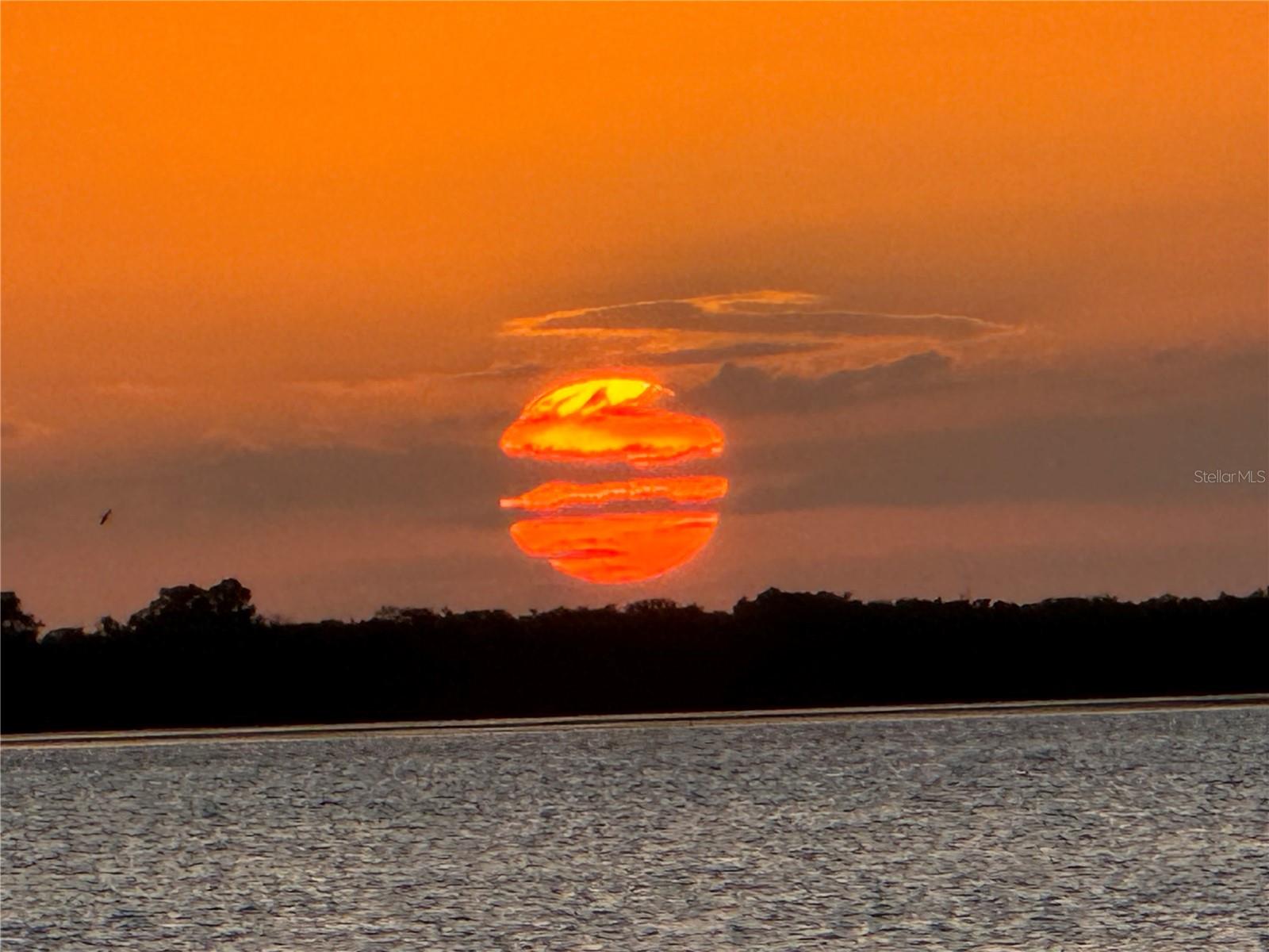 Image 37 of 50 For 654 Windrush Bay Drive 654