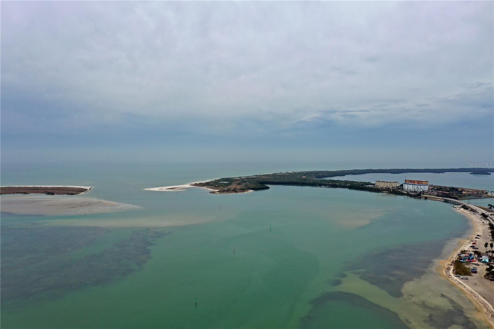 Image 38 of 50 For 654 Windrush Bay Drive 654