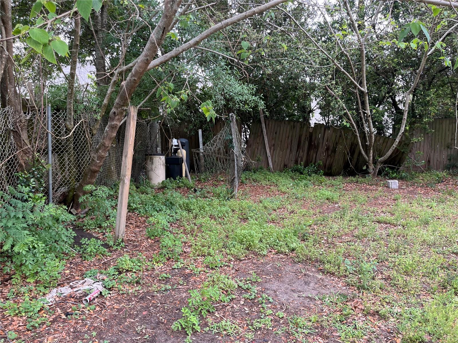 Image 3 of 13 For 14928 Pinecrest Road