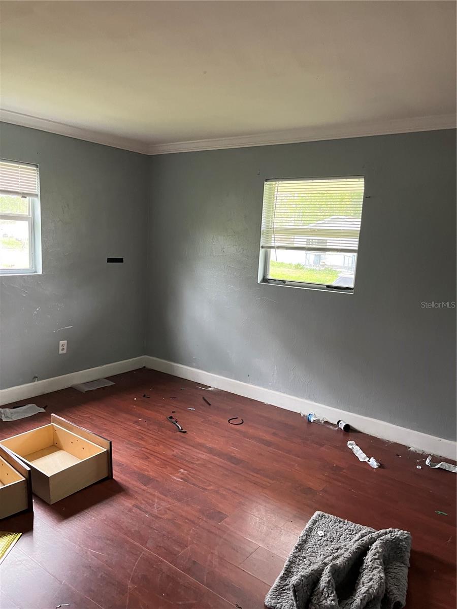 Image 6 of 13 For 14928 Pinecrest Road