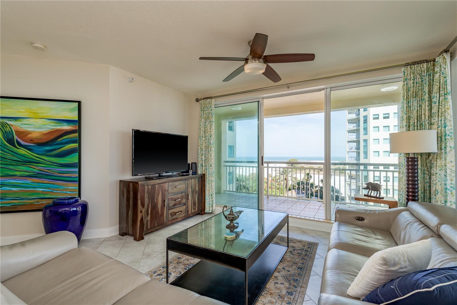 Image 12 of 34 For 1180 Gulf Boulevard 704