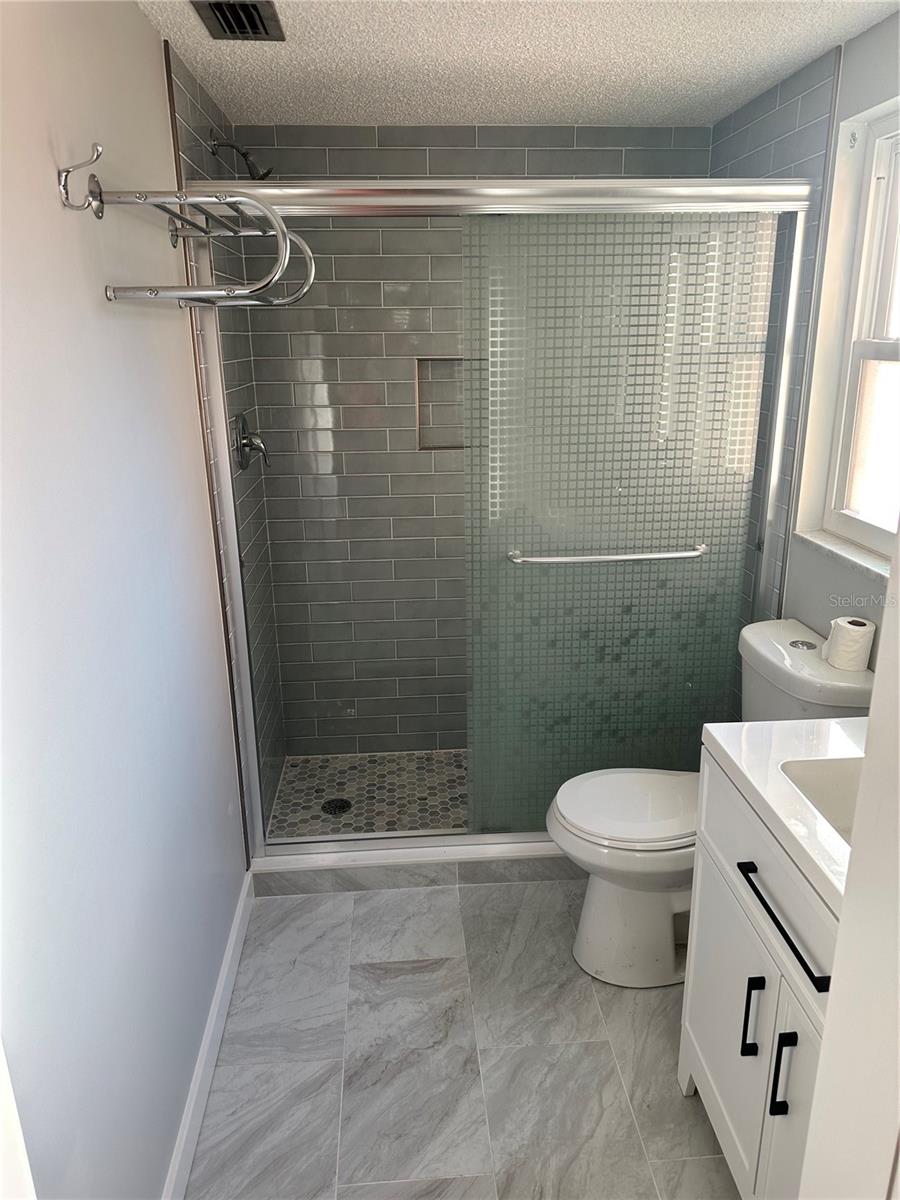 Image 17 of 19 For 1153 Rue Des Rois  1b