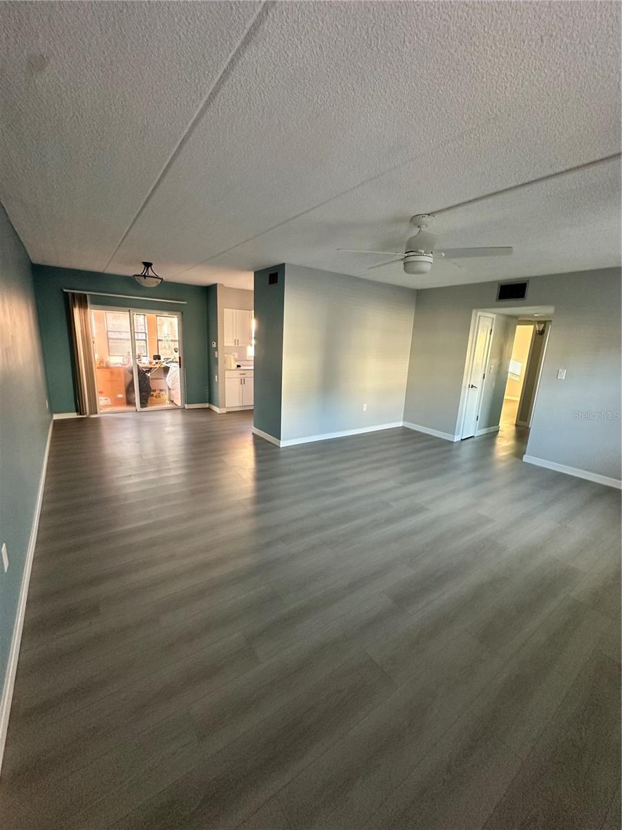 Image 3 of 19 For 1153 Rue Des Rois  1b