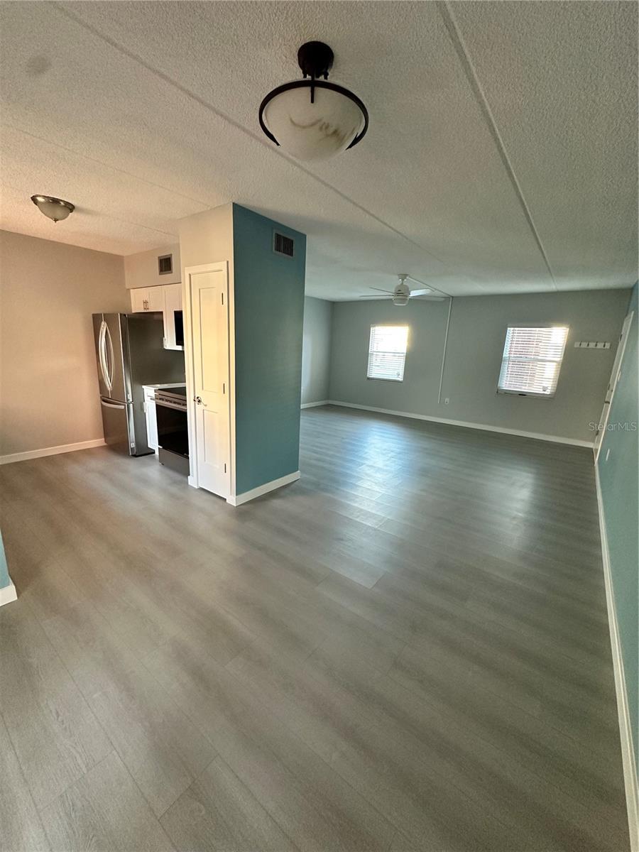 Image 4 of 19 For 1153 Rue Des Rois  1b