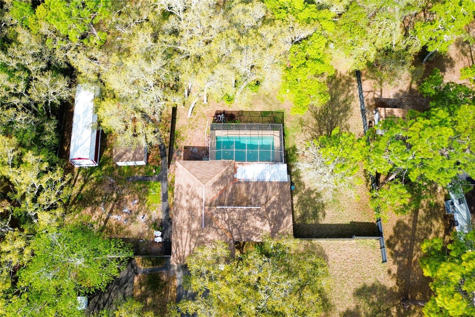 Listing photo id 47 for 3201 Bartlett Street