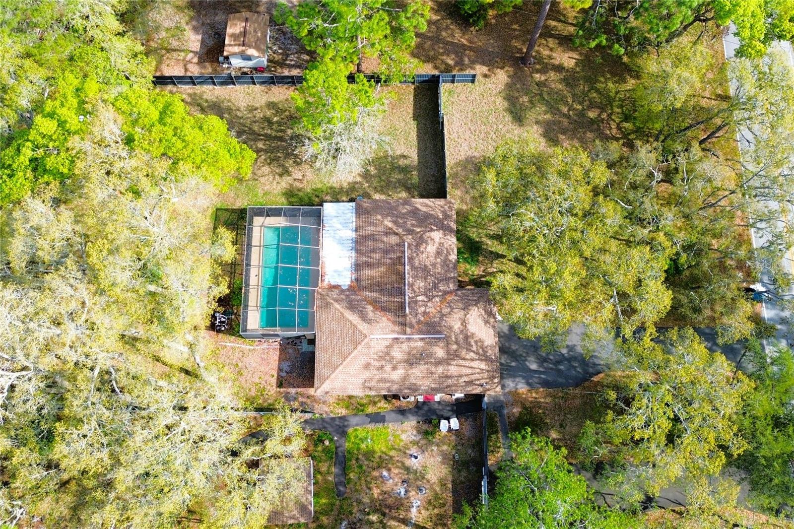 Listing photo id 48 for 3201 Bartlett Street