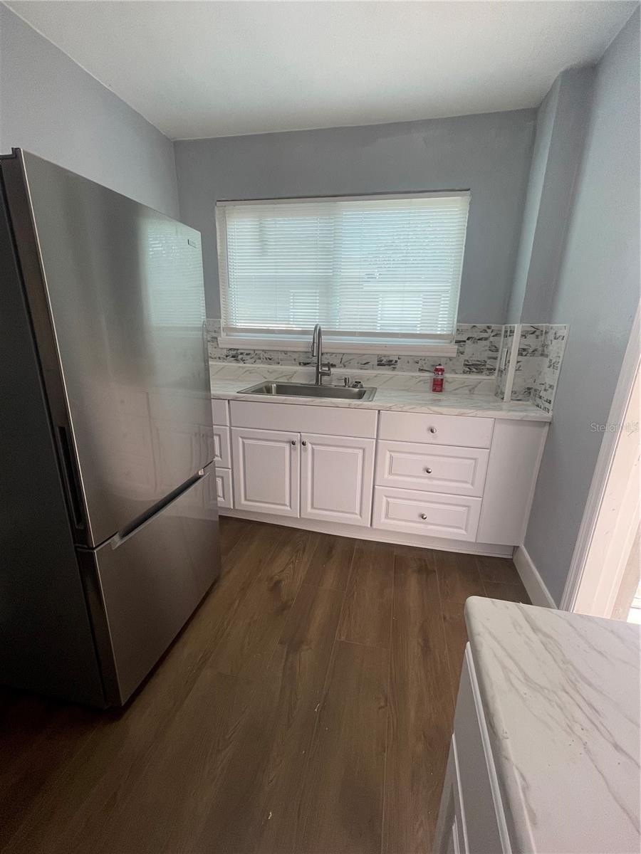 Image 10 of 13 For 735 18th Street S