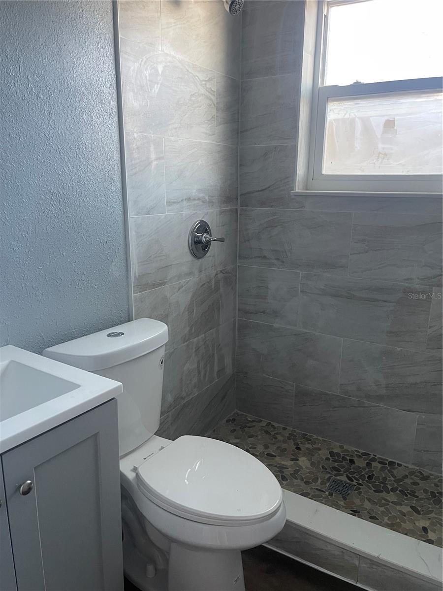 Image 8 of 13 For 735 18th Street S